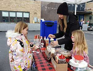 NDA Parents serving coco